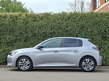 Used Peugeot 208 2023 for sale - 79368308: Photo