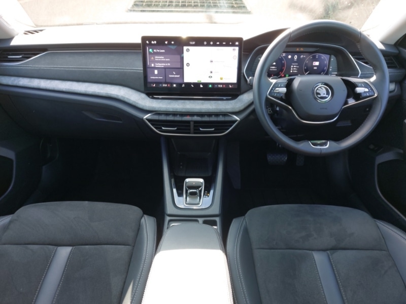 Used Skoda Octavia 2024 for sale - 76070961: Photo 2