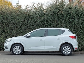 Used Dacia Sandero 2023 for sale - 76773909: Photo