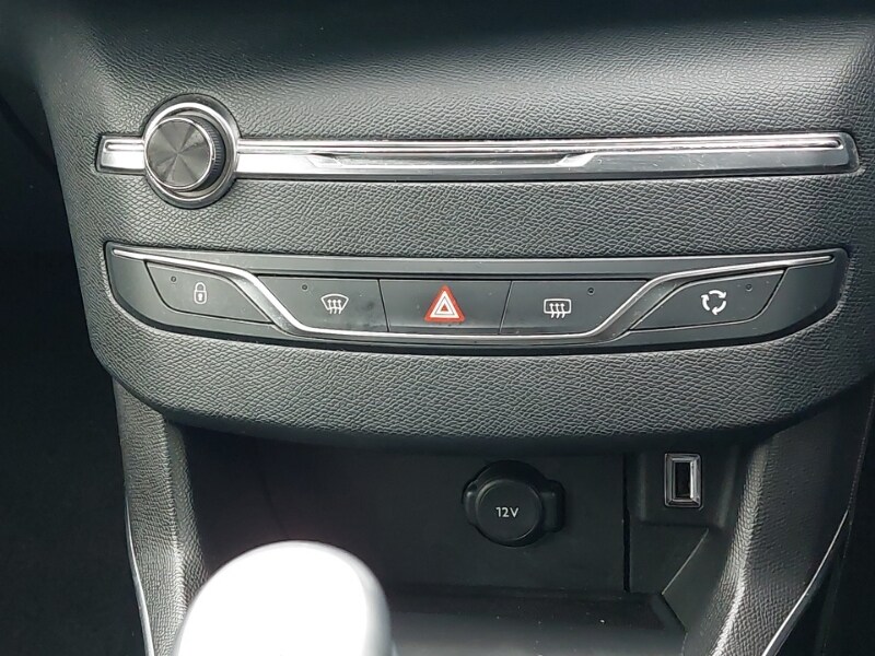 Used Peugeot 308 2018 for sale - 76165839: Photo 16