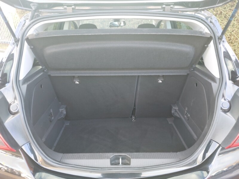 Used Vauxhall Corsa 2016 for sale - 77078305: Photo 8