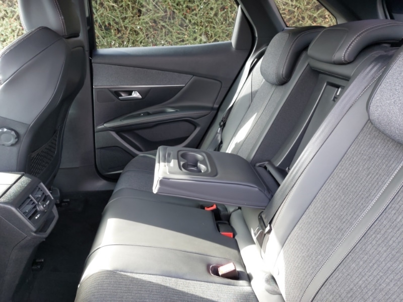 Used Peugeot 3008 2017 for sale - 77751342: Photo 6