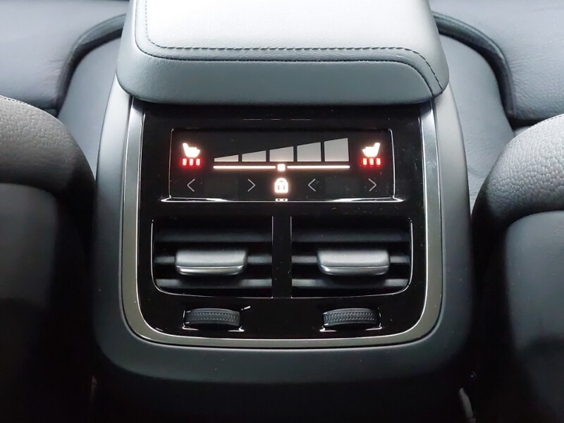 Used Volvo XC60 2024 for sale - 76763952: Photo 15