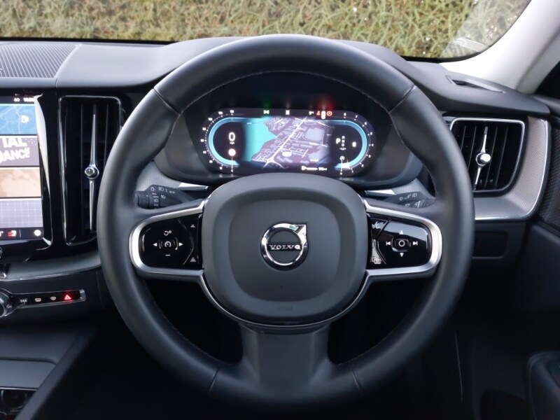 Used Volvo XC60 2024 for sale - 76763952: Photo 17