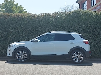 Used Kia Stonic 2019 for sale - 78642625: Photo