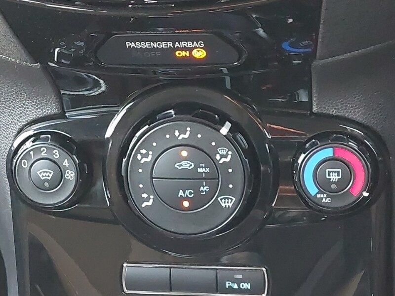 Used Ford Fiesta 2015 for sale - 77081178: Photo 16