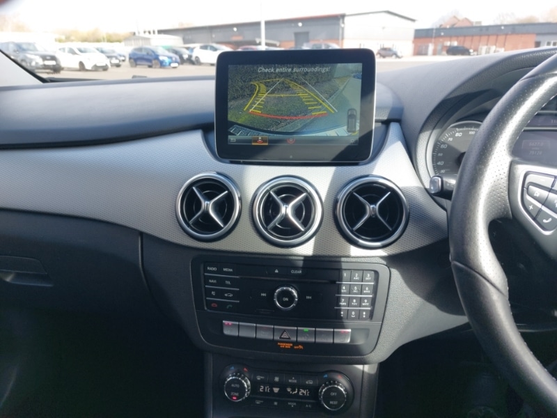 Used Mercedes-Benz B Class 2016 for sale - 77644571: Photo 11