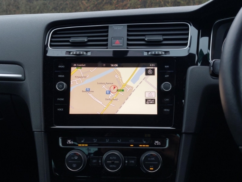 Used Volkswagen Golf 2017 for sale - 77466851: Photo 10