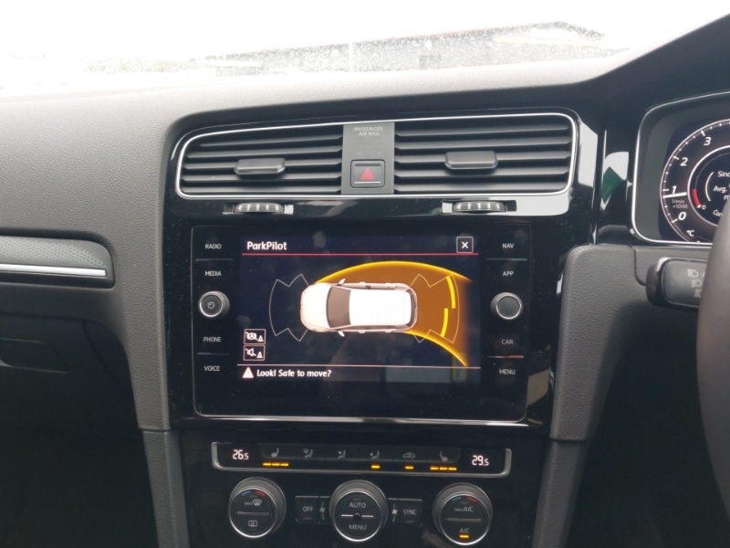 Used Volkswagen Golf 2017 for sale - 77466851: Photo 11