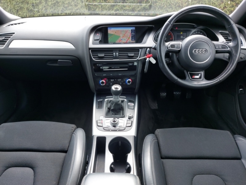 Used Audi A4 2014 for sale - 78218787: Photo 2