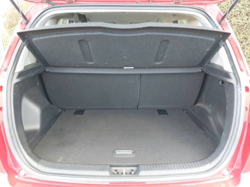 Used Kia Venga 2015 for sale - 77837756: Photo 8