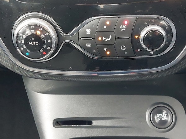 Used Renault Captur 2015 for sale - 76301709: Photo 15