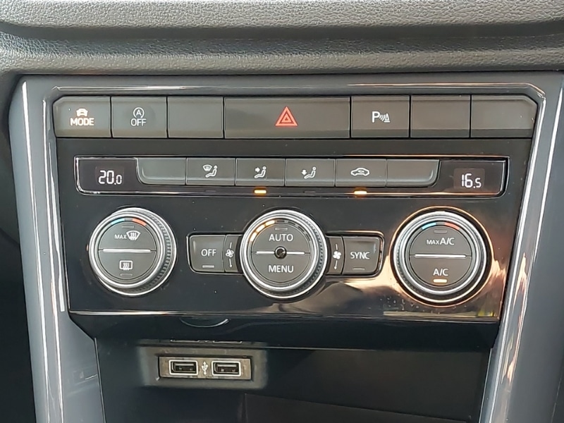 Used Volkswagen T-Roc 2020 for sale - 77974875: Photo 16