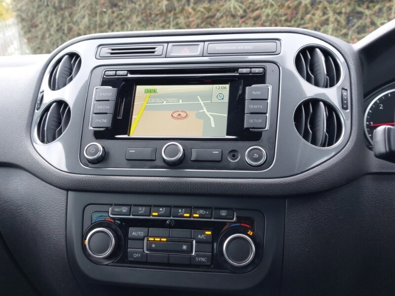 Used Volkswagen Tiguan 2015 for sale - 76548833: Photo 10