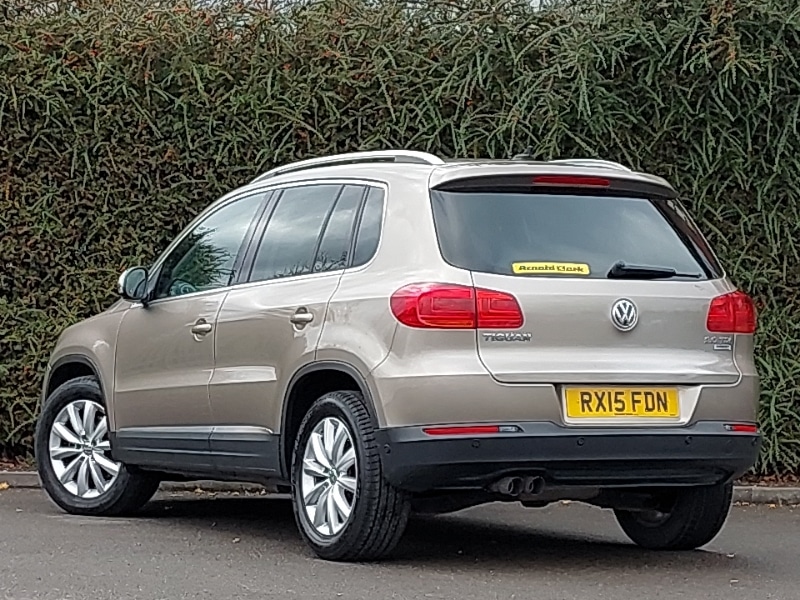 Used Volkswagen Tiguan 2015 for sale - 76548833: Photo 3