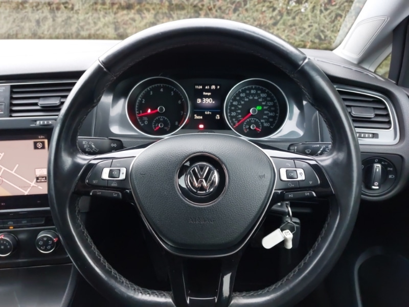 Used Volkswagen Golf 2017 for sale - 77034998: Photo 17