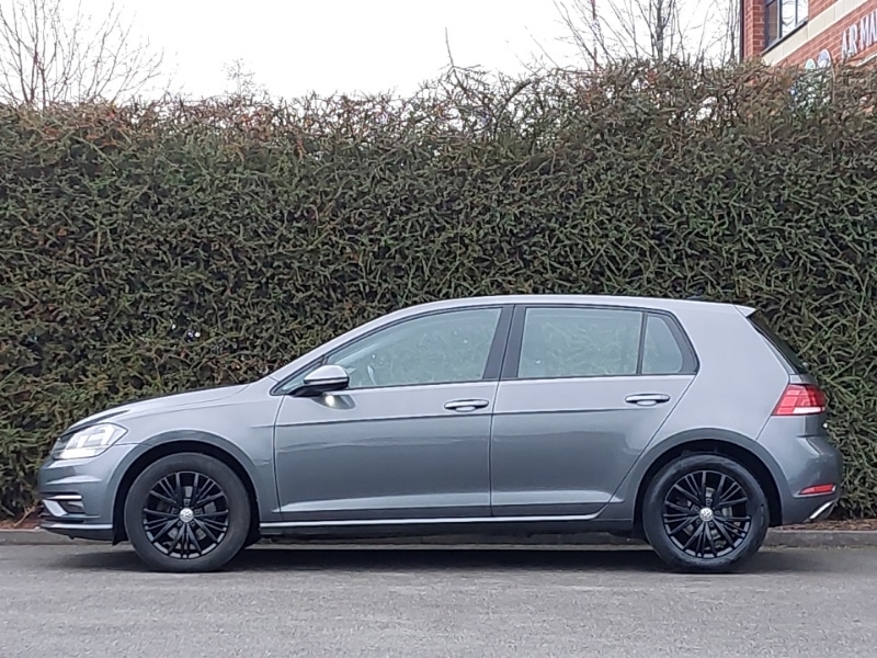 Used Volkswagen Golf 2017 for sale - 77034998: Photo 4