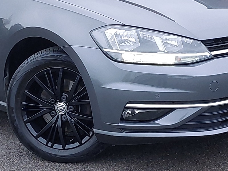 Used Volkswagen Golf 2017 for sale - 77034998: Photo 9