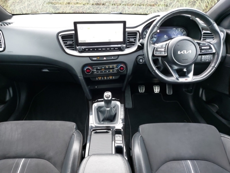 Used Kia XCeed 2023 for sale - 76493065: Photo 2