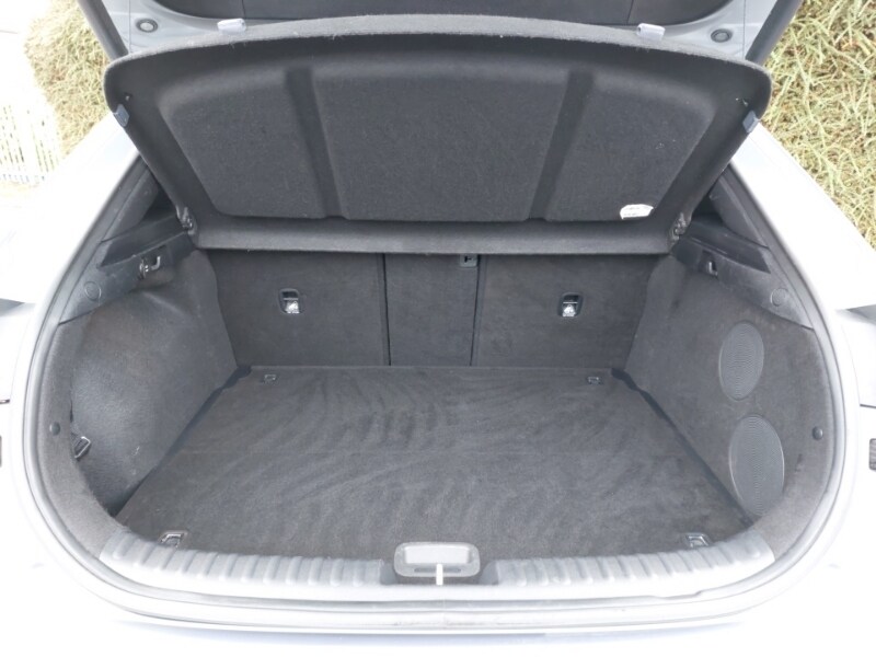 Used Kia XCeed 2023 for sale - 76493065: Photo 8