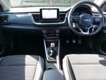 Used Kia Stonic 2022 for sale - 74341740: Photo