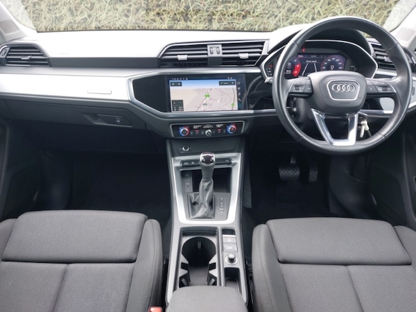 Used Audi Q3 2022 for sale - 76145101: Photo 2