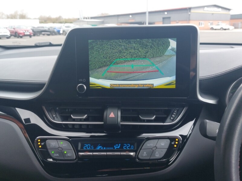 Used Toyota C-HR 2023 for sale - 77847092: Photo 11