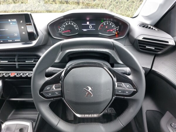 Used Peugeot 208 2022 for sale - 75989225: Photo 17
