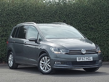 Used Volkswagen Touran 2017 for sale - 75684221: Photo
