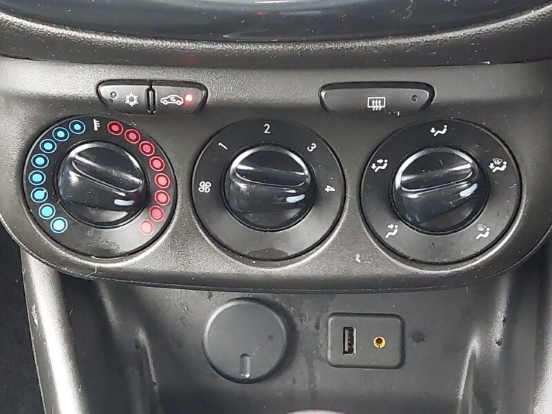 Used Vauxhall Corsa 2015 for sale - 77530954: Photo 16