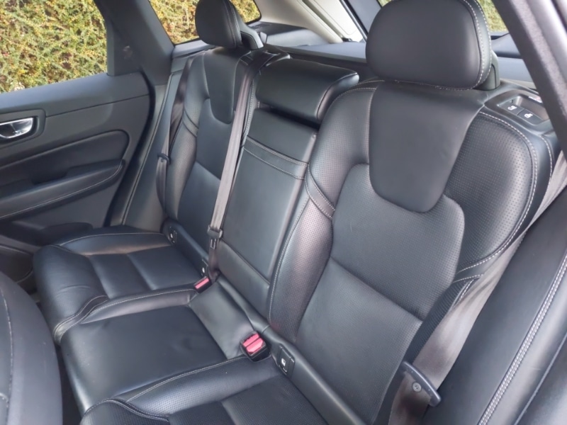 Used Volvo XC60 2018 for sale - 76897568: Photo 6