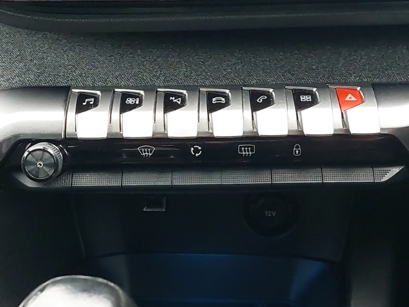 Used Peugeot 3008 2019 for sale - 76880216: Photo 16