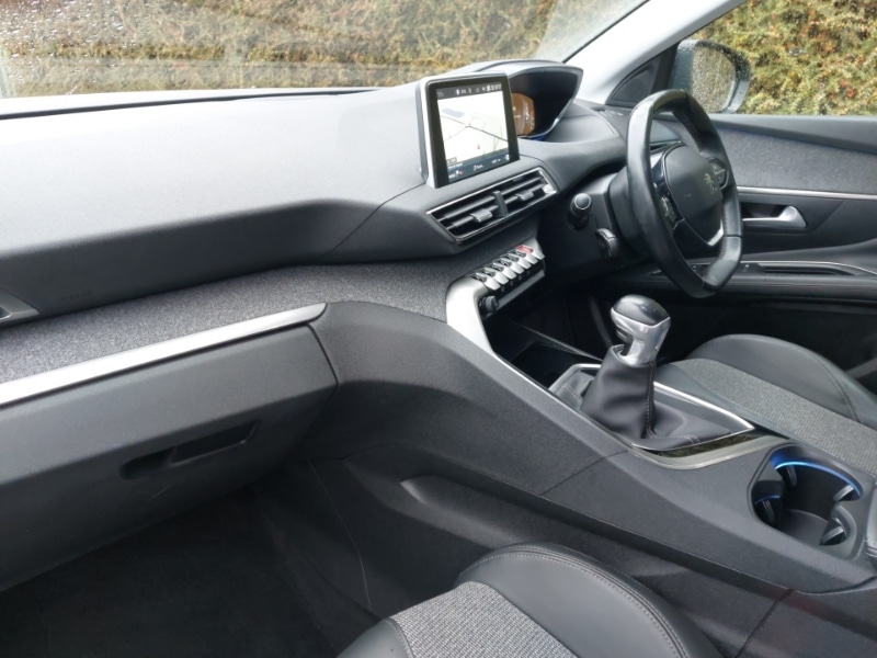 Used Peugeot 3008 2019 for sale - 76880216: Photo 5