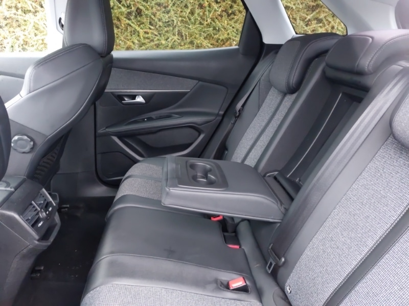 Used Peugeot 3008 2019 for sale - 76880216: Photo 6