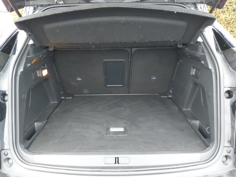 Used Peugeot 3008 2019 for sale - 76880216: Photo 8