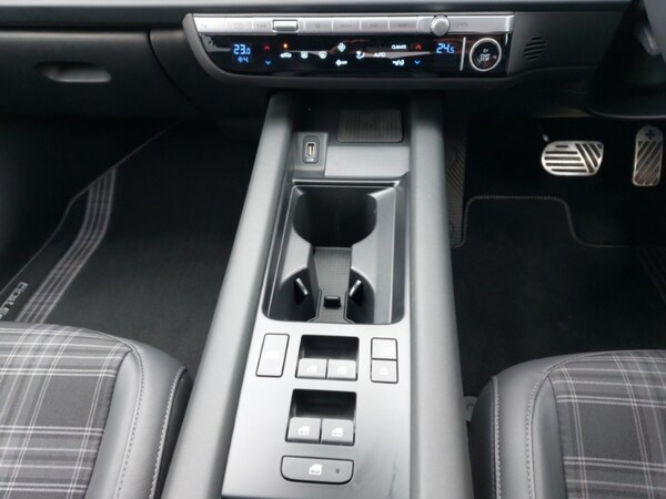 Used Hyundai IONIQ 6 2023 for sale - 76301702: Photo 15