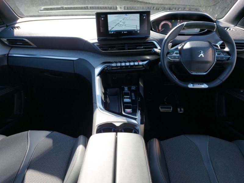 Used Peugeot 3008 2023 for sale - 77874042: Photo 2