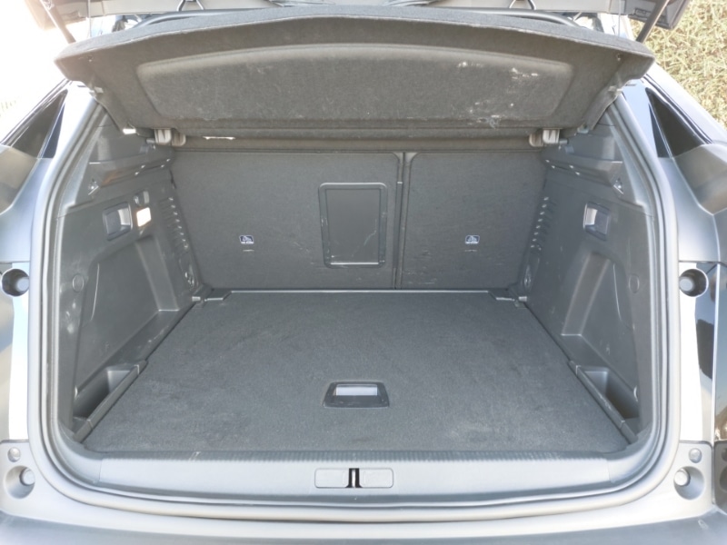 Used Peugeot 3008 2023 for sale - 77874042: Photo 8