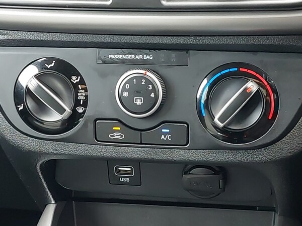 Used Hyundai i10 2021 for sale - 76150900: Photo 15