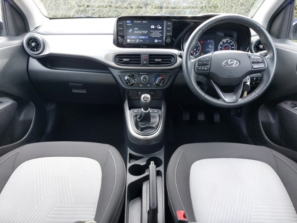 Used Hyundai i10 2021 for sale - 76150900: Photo 2