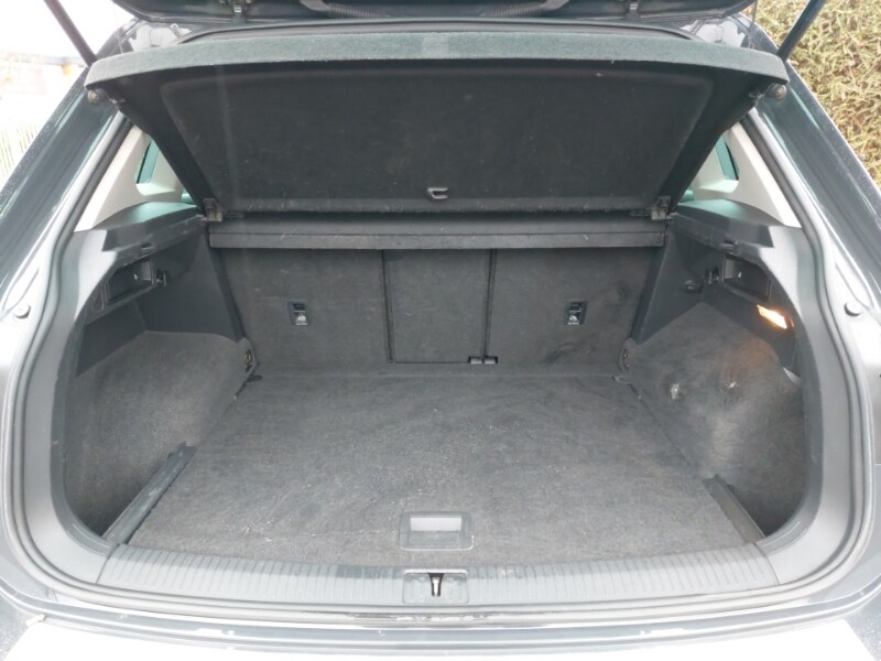 Used Volkswagen Tiguan 2019 for sale - 77644597: Photo 8