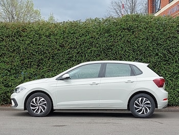 Used Volkswagen Polo 2024 for sale - 78253400: Photo