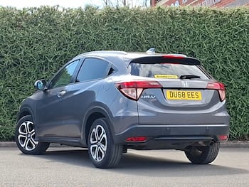 Used Honda HR-V 2018 for sale - 79812982: Photo