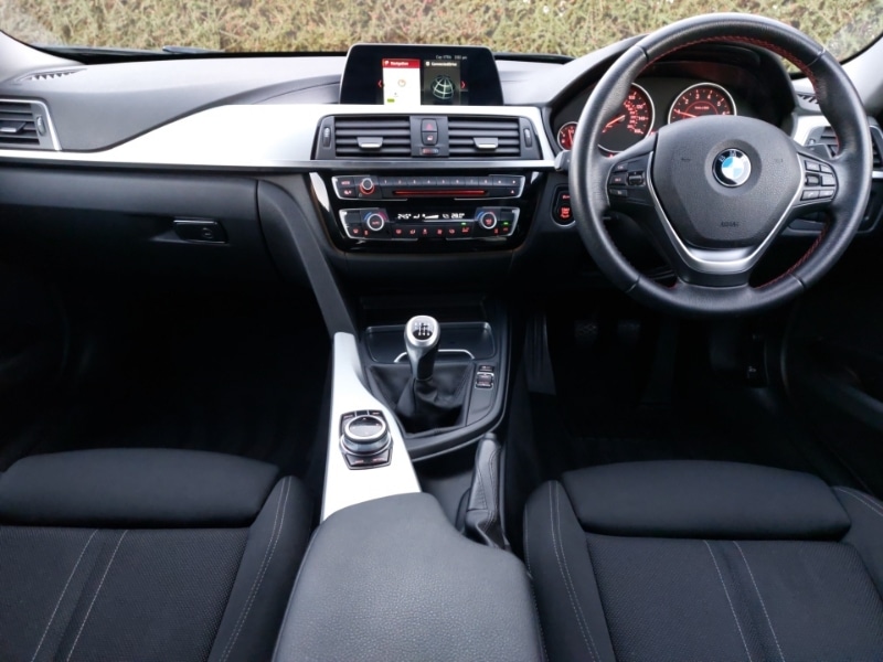 Used BMW 3 Series 2018 for sale - 77178490: Photo 2