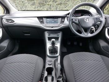 Used Vauxhall Astra 2019 for sale - 75622343: Photo