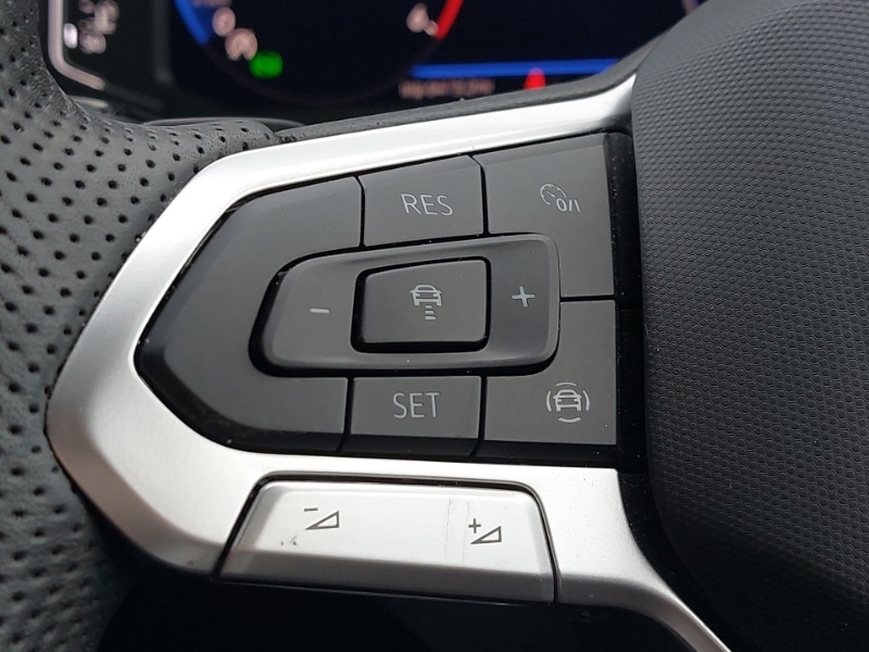 Used Volkswagen T-Roc 2025 for sale - 77318817: Photo 17