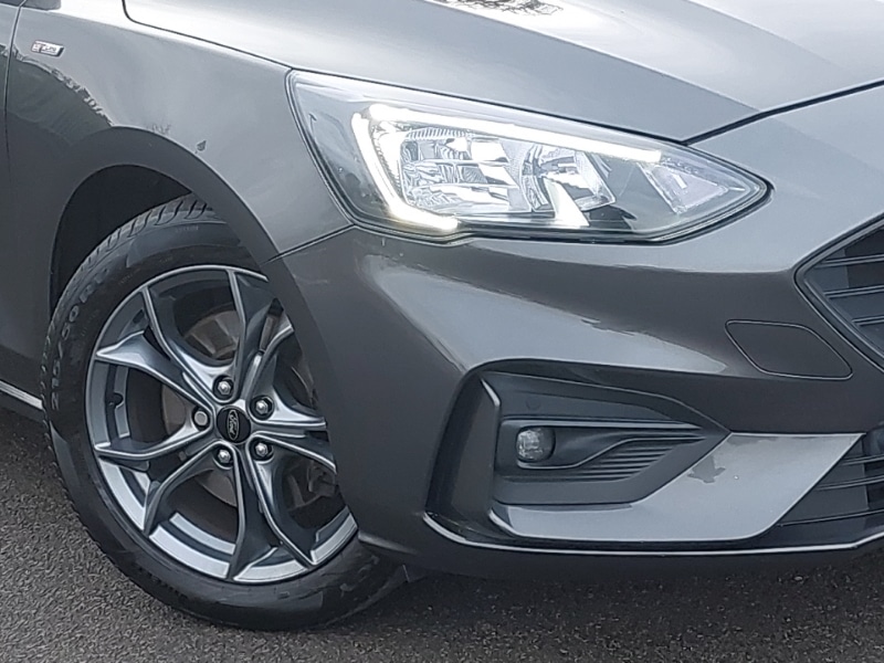 Used Ford Focus 2020 for sale - 77201867: Photo 9