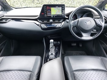 Used Toyota C-HR 2021 for sale - 78778063: Photo