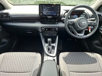 Used Toyota Yaris 2023 for sale - 78872417: Photo