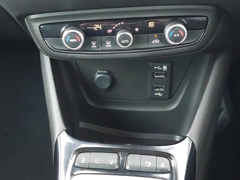 Used Vauxhall Crossland X 2018 for sale - 77656857: Photo 16